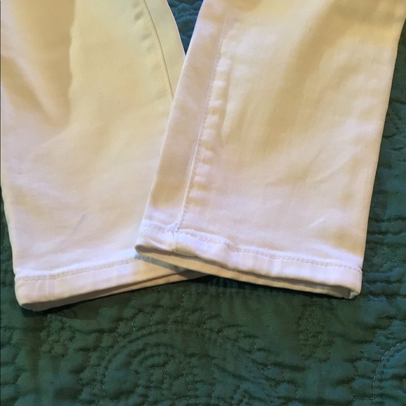 James Jeans Twiggy Style Two Pair Bundle, Size 26 - Picture 6 of 12